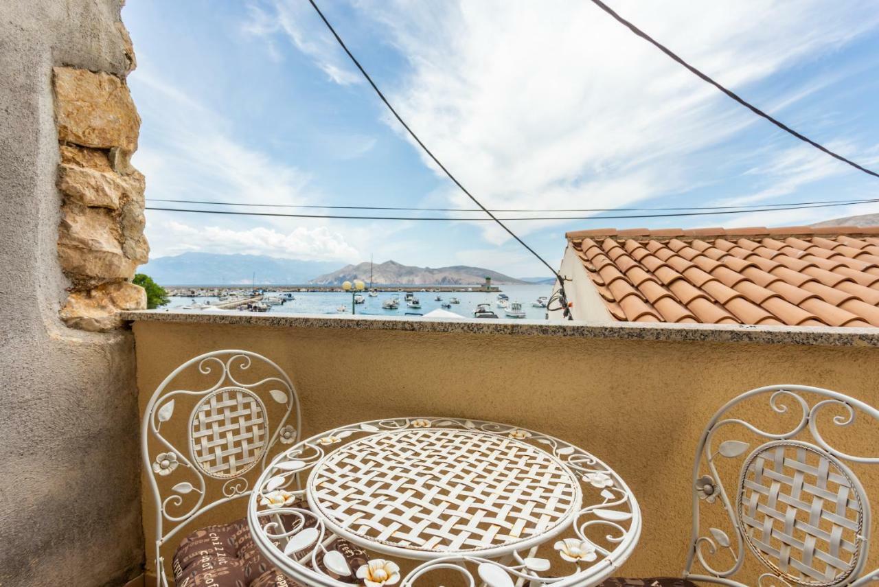 Apartments Riva Baška Екстериор снимка